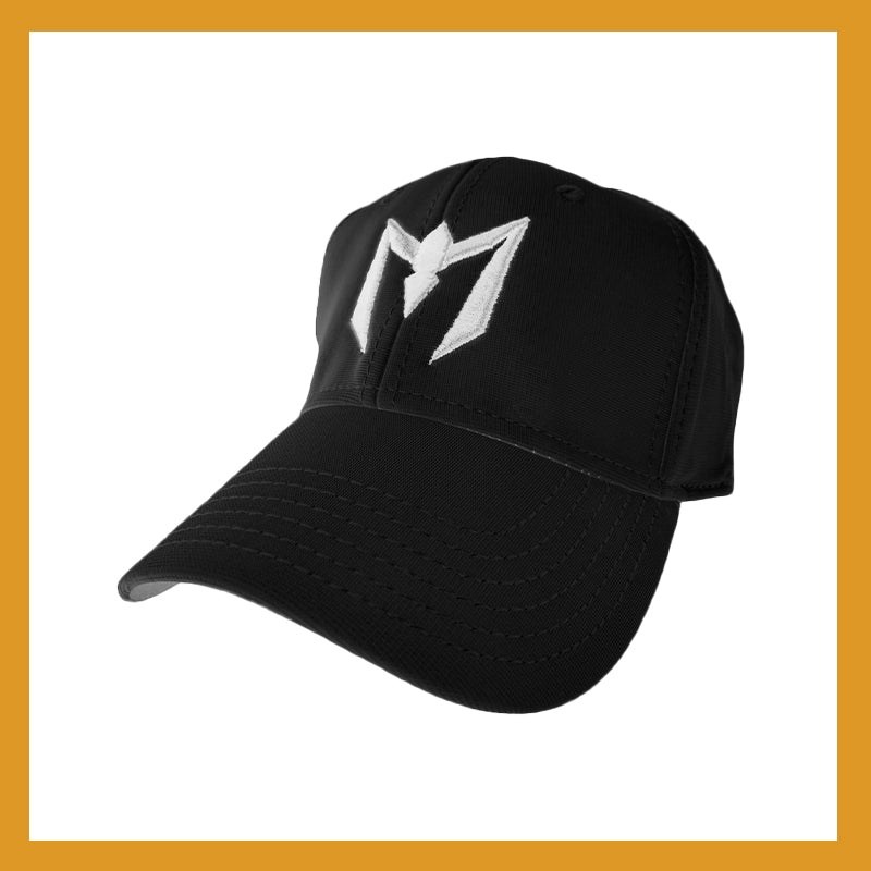 GORRA CLASICA NEGRA CON BORDADO BLANCO